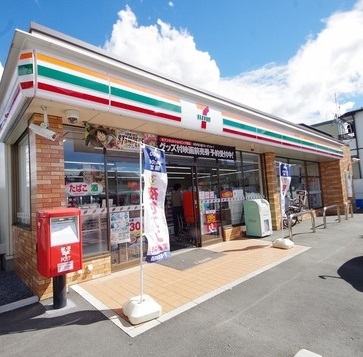 セブンイレブン川越岸町3丁目店　徒歩約2分　(約140ｍ)