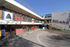 星野学園幼稚園　　徒歩約16分(約1300ⅿ)