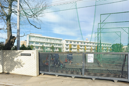 和光市立大和中学校　　1050ｍ(約14分)